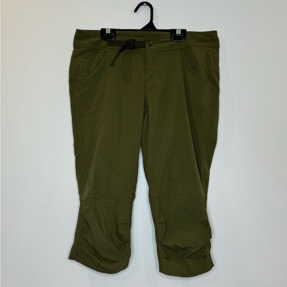Prana Capri cargo olive Green pants women’s size 6